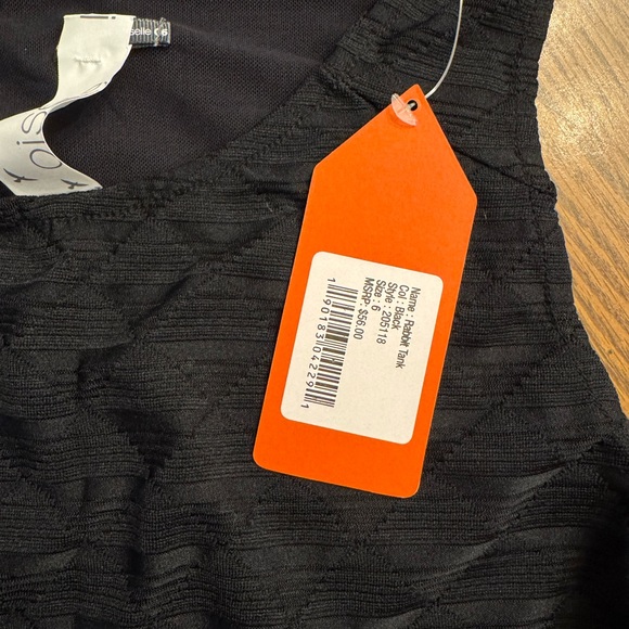 NWT Oiselle Rabbit Tank - Picture 2 of 2